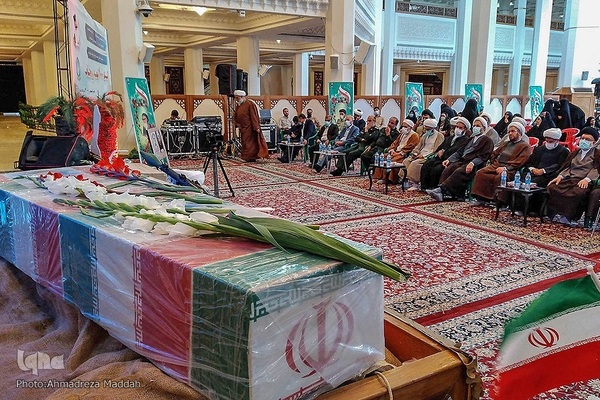 همایش طلاب و خانواده شهدای روحانی در شیراز