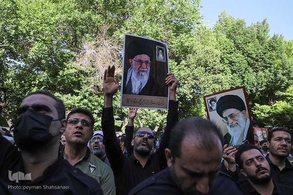 تشییع سه شهید تازه تفحص شده‌ی دوران دفاع مقدس