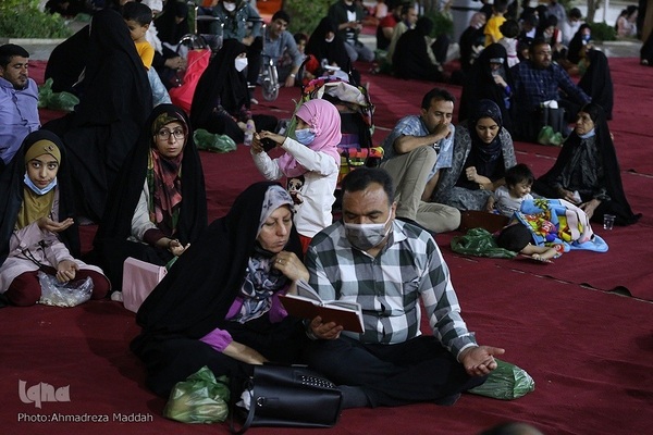 مراسم سوگواری شب شهادت امام جعفر صادق(ع) در حرم شاهچراغ‎‎