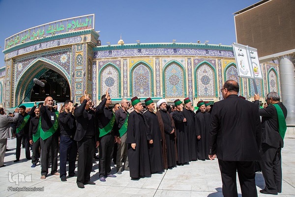 عزاداری خدام حرم حضرت عباس(ع) در روز شهادت امام صادق(ع)