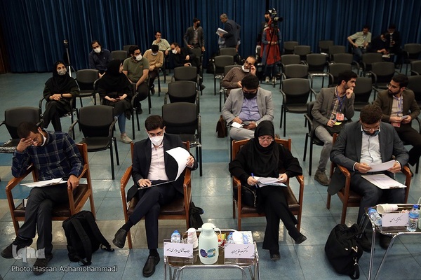 مرحله نهایی دهمین دوره مسابقات ملی مناظره دانشجویان ایران