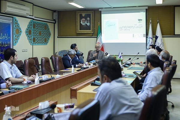 رونمایی از کتاب تقلید در هنر تلاوت قرآن کریم