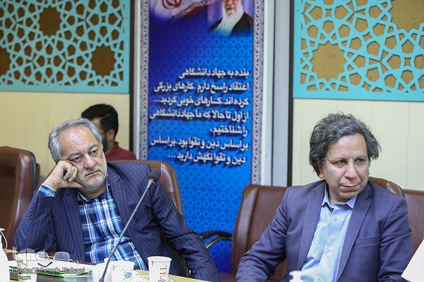 رونمایی از کتاب تقلید در هنر تلاوت قرآن کریم