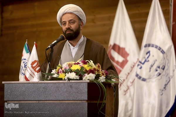 حجت الاسلام والمسلمین مهدی فاطمی پور، معاون فرهنگی و سیاسی نهاد نمایندگی مقام معظم رهبری در دانشگاه ها