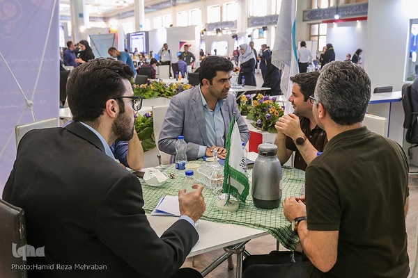 نمایشگاه دانش بنیان ها