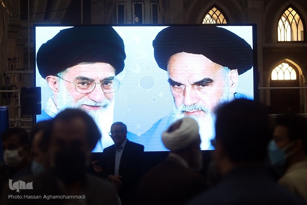 مراسم تجدید میثاق دانشگاهیان با آرمان‌های امام خمینی (ره)و رهبر معظم انقلاب