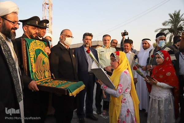 استقبال از خدام حرم مطهر امام رضا علیه السلام در فرودگاه بین‌المللی شهید سپهبد قاسم سلیمانی اهواز