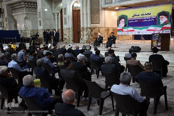 مراسم تجدید میثاق فعالان، سازمان‌های مردم‌نهاد و اصحاب رسانه با آرمان رهایی قدس امام و رهبری در حرم مطهر حضرت امام خمینی(ره)