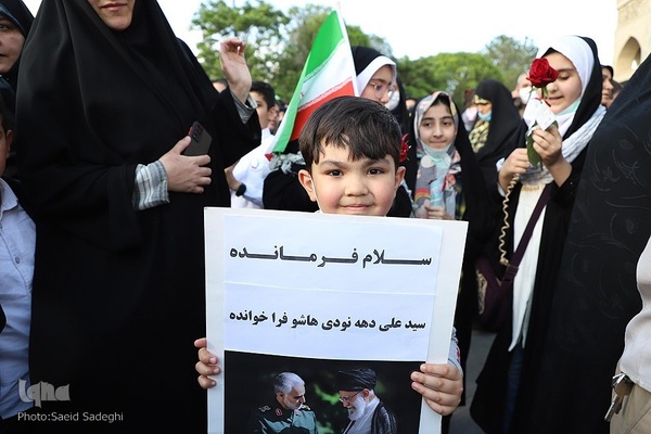 اجرای «سلام فرمانده» به زبان آذری در تبریز