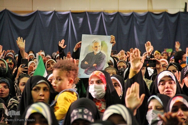 اجتماع عظیم دخترانه «من دختر قاسم سلیمانی هستم» در گلزار شهدای مزار پایین زنجان