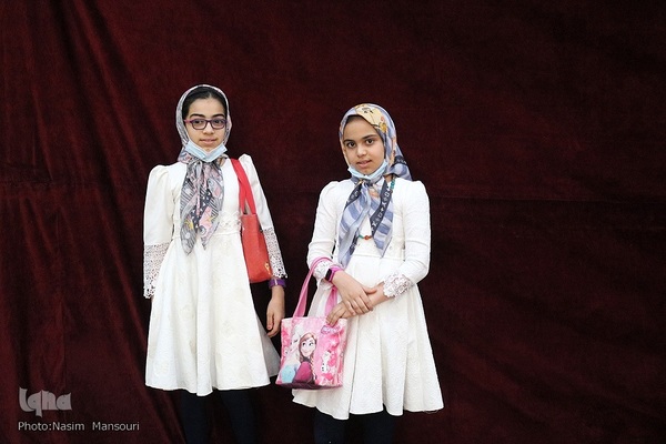 جشن روز دختر با حضور خدام حرم مطهر رضوی در مسجد جوادالائمه اهواز