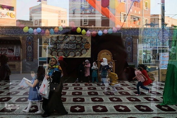 جشن روز دختر با حضور خدام حرم مطهر رضوی در مسجد جوادالائمه اهواز