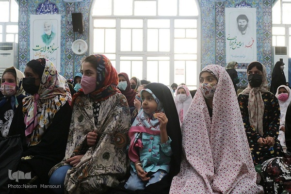 جشن روز دختر با حضور خدام حرم مطهر رضوی در مسجد جوادالائمه اهواز