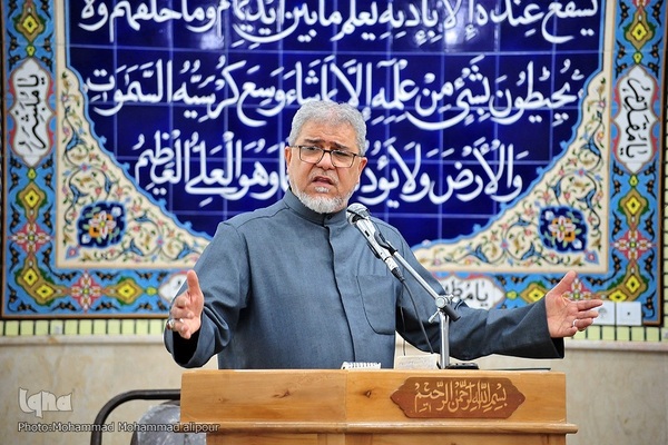 محفل قرآنی گرامیداشت جانباختگان حادثه متروپل