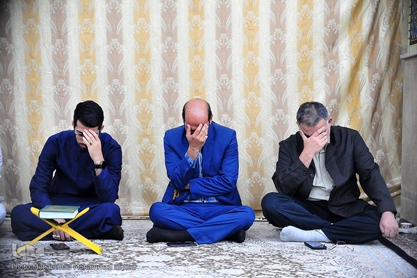 محفل قرآنی گرامیداشت جانباختگان حادثه متروپل