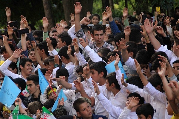 اجرای سرود «سلام فرمانده» در شهرستان اهر