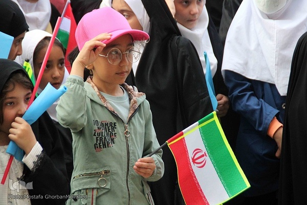 اجرای سرود «سلام فرمانده» در شهرستان اهر