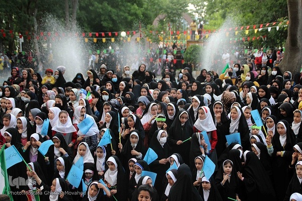 اجرای سرود «سلام فرمانده» در شهرستان اهر