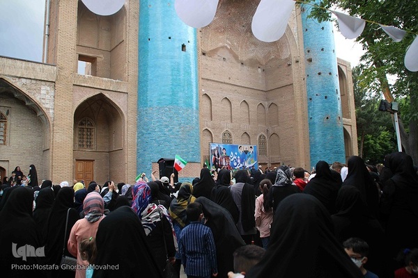 اجرای سرود «سلام فرمانده» در شهرستان اهر