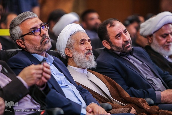 همایش " هم اندیشی میهمانان خارجی شرکت کننده در مراسمات سالگرد ارتحال حضرت امام خمینی (ره) "