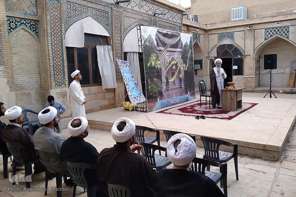 گردهمایی مبلغین قرارگاه عمار در حوزه علمیه منصوریه شیراز