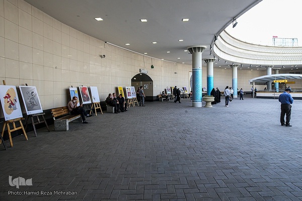 نمایشگاه کارتون و کاریکاتور (کن از نمای نزدیک)