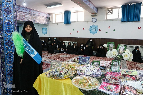 بازدید خادمیاران رضوی از مرکز درمان اقامت اجباری زنان مشهد