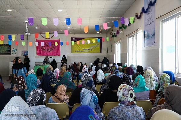 بازدید خادمیاران رضوی از مرکز درمان اقامت اجباری زنان مشهد