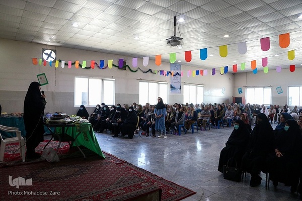 بازدید خادمیاران رضوی از مرکز درمان اقامت اجباری زنان مشهد