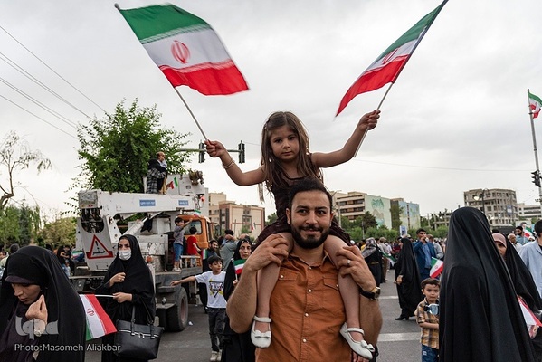 اجرای سرود «سلام فرمانده» در کرج