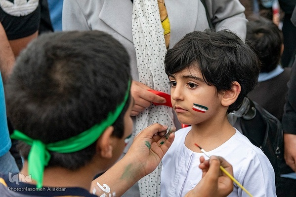 اجرای سرود «سلام فرمانده» در کرج