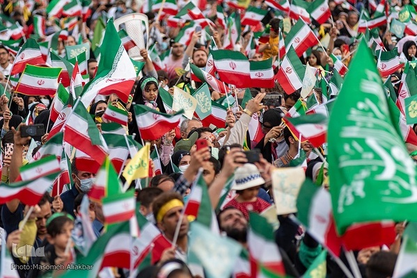 اجرای سرود «سلام فرمانده» در کرج