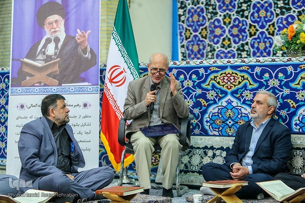 چهارمین جلسه استماع و تلاوت قرآن کریم