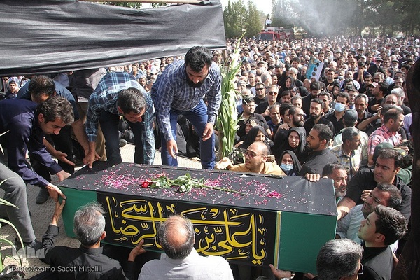 تشییع پیکر جانباختگان حادثه قطار مشهد ـ یزد