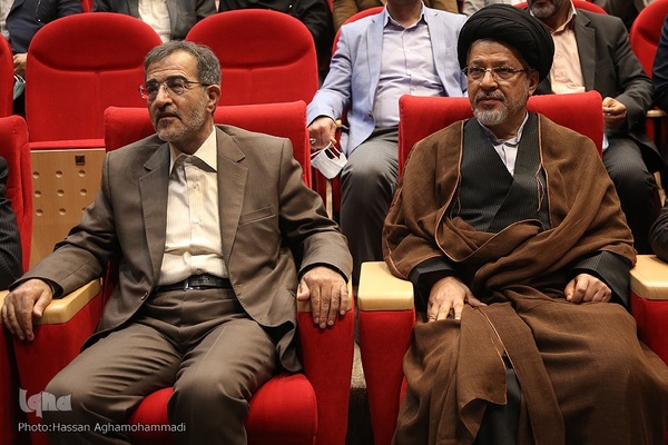 مراسم تودیع سیدحمیدرضا طیبی و معارفه سیدروح‌الله دهقانی فیروزآبادی، رؤسای قدیم و جدید جهاددانشگاهی