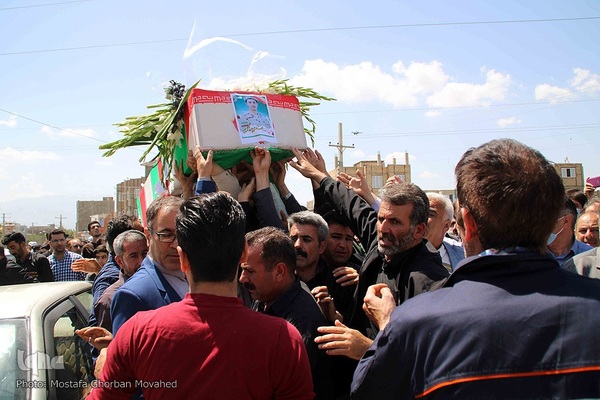 تشییع و تدفین پیکر مطهر استوار دوم شهید "مهدی برزگر" در اهر