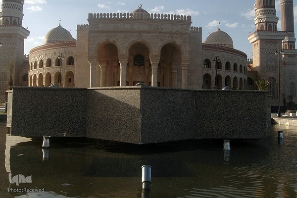 مسجد جامع «ملت» بزرگترین مسجد یمن در صنعا، پایتخت این کشور