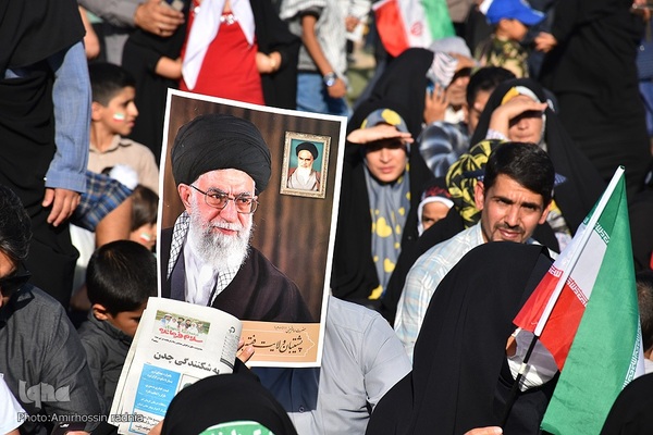 اجتماع عظیم همخوانی سرود سلام فرمانده در بیرجند