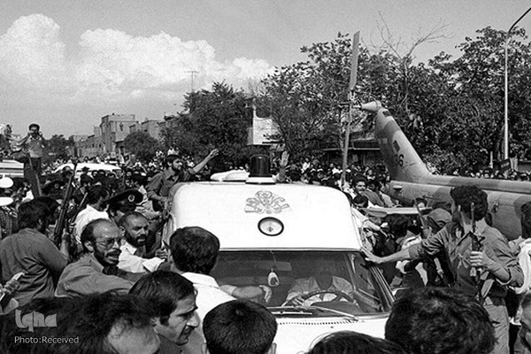 ترور نافرجام رهبر معظم انقلاب در مسجد ابوذر تهران