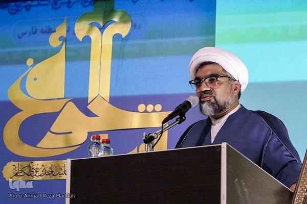 اختتامیه مسابقات قرآن خانواده‌های کارکنان نزاجا در شیراز