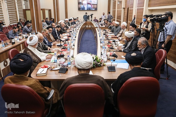 نشست هم‌اندیشی بزرگداشت جشن‌های مردمی اعیاد قربان و غدیر خم