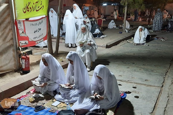 دعای عرفه حجاج ایرانی در صحرای عرفات