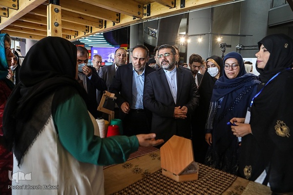 مراسم افتتاحیه یازدهمین جشنواره بین‌المللی مد و لباس فجر