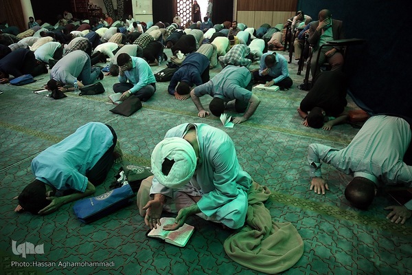 مراسم پر فیض قرائت دعای عرفه در مسجد دانشگاه تهران