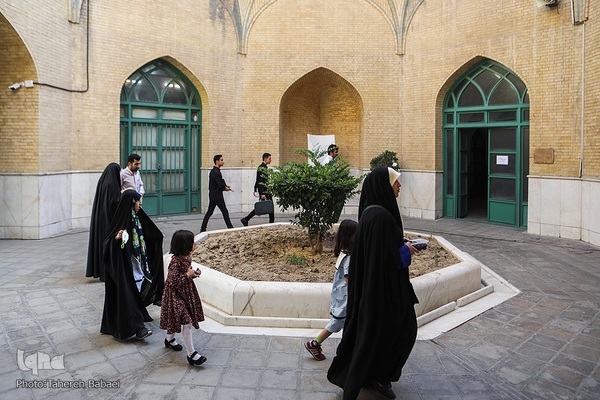 مراسم دعای عرفه در مسجد دانشگاه شریف