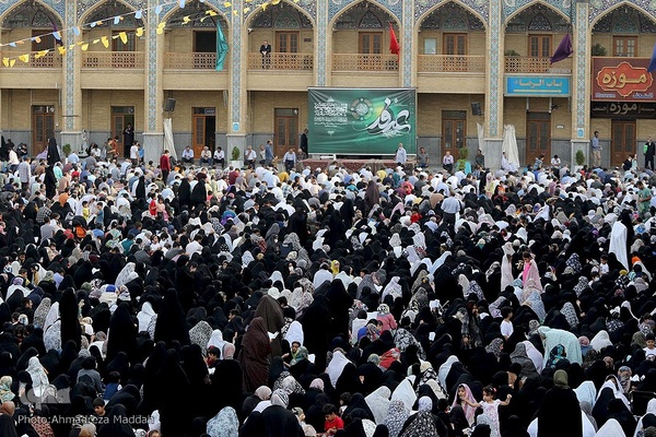 مراسم قرائت دعای پرفیض عرفه در حرم مطهر حضرت شاهچراغ(ع) شیراز