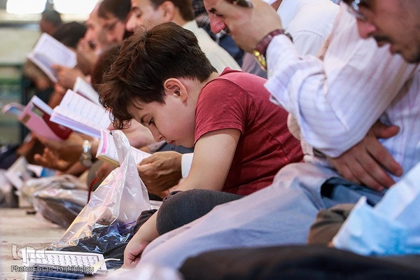 دعای عرفه در حسینیه اعظم زنجان