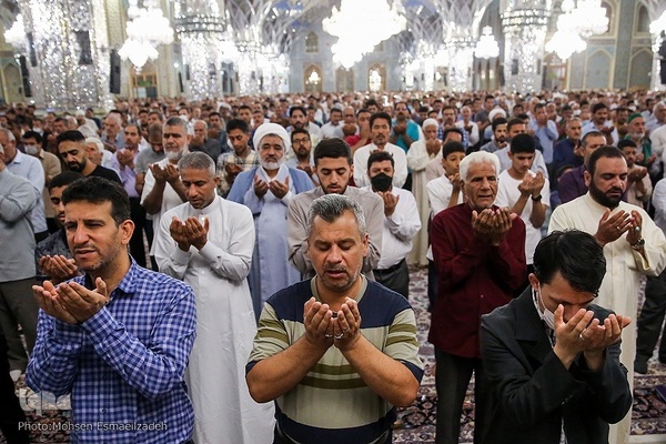 نماز عید قربان در حرم مطهر رضوی