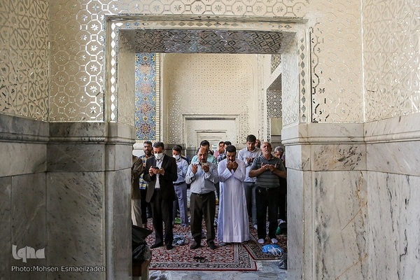 نماز عید قربان در حرم مطهر رضوی