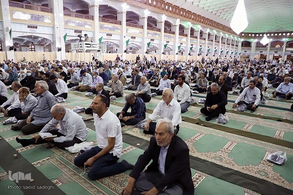 اقامه نماز عید قربان در تبریز‎‎